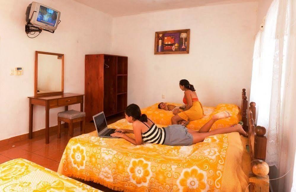 Hotel Hacienda Bacalar Bagian luar foto